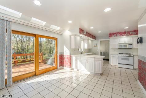 29 Radcliffe Drive Roxbury NJ 07876