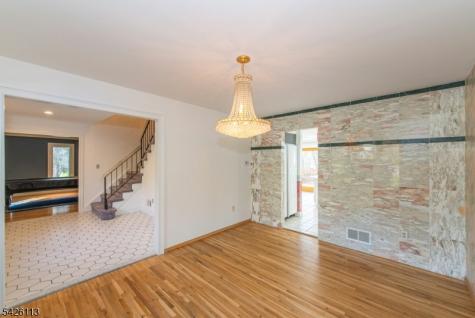 29 Radcliffe Drive Roxbury NJ 07876