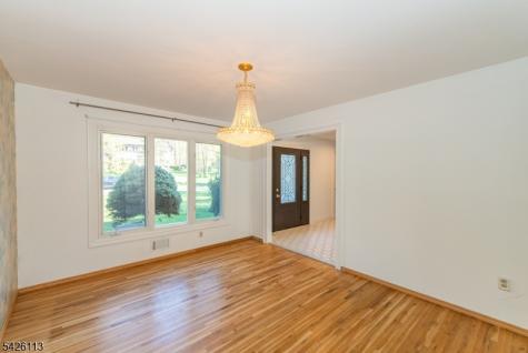 29 Radcliffe Drive Roxbury NJ 07876