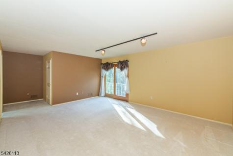 29 Radcliffe Drive Roxbury NJ 07876