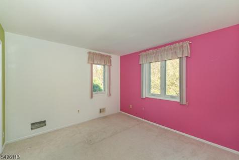 29 Radcliffe Drive Roxbury NJ 07876