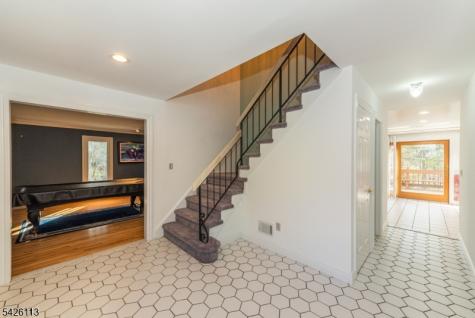 29 Radcliffe Drive Roxbury NJ 07876