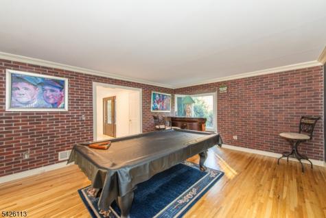 29 Radcliffe Drive Roxbury NJ 07876