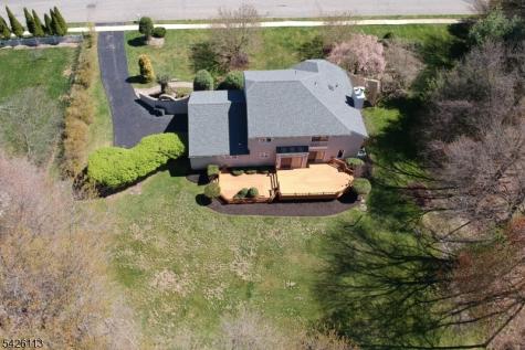 29 Radcliffe Drive Roxbury NJ 07876