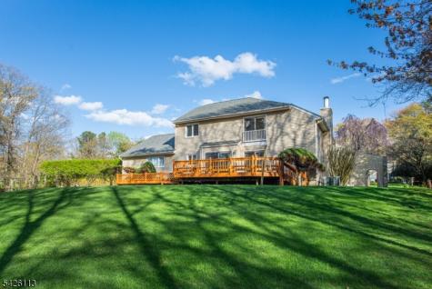 29 Radcliffe Drive Roxbury NJ 07876