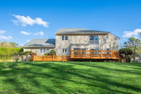 29 Radcliffe Drive Roxbury NJ 07876