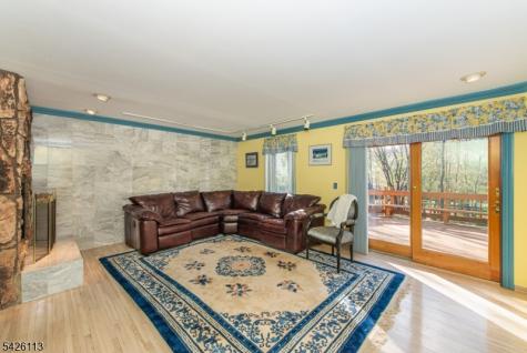 29 Radcliffe Drive Roxbury NJ 07876