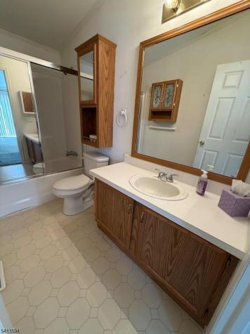 3 Rainbow Terrace White NJ 07823