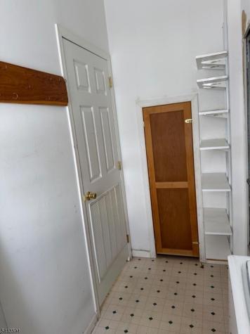 3 Rainbow Terrace White NJ 07823