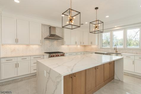 722 Erie Road Paramus NJ 07652