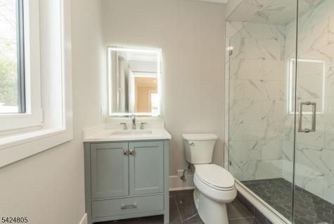 722 Erie Road Paramus NJ 07652