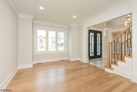 722 Erie Road Paramus NJ 07652