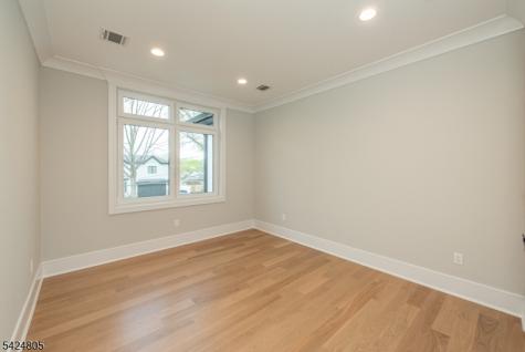 722 Erie Road Paramus NJ 07652