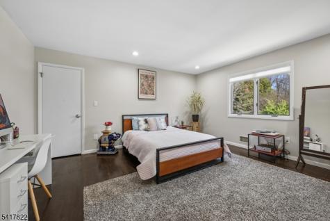 5 Meadow Drive Warren NJ 07059