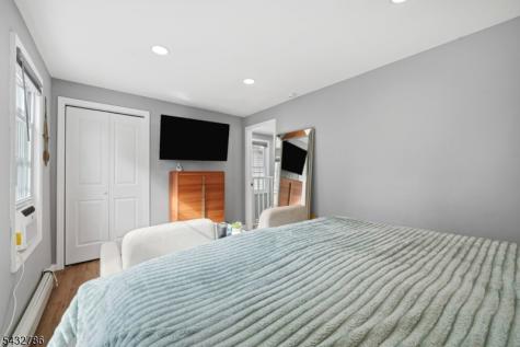 71 Spring Street Nutley NJ 07110
