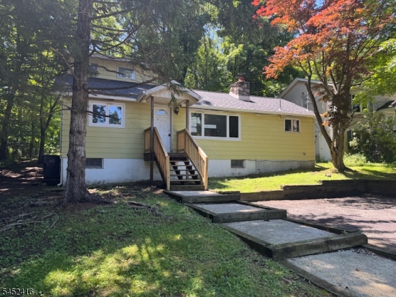 304 E Lakeshore Drive Vernon NJ 07422