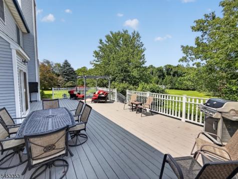 17 Saddle Ridge Road Frelinghuysen NJ 07821