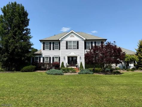 17 Saddle Ridge Road Frelinghuysen NJ 07821