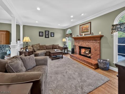 17 Saddle Ridge Road Frelinghuysen NJ 07821