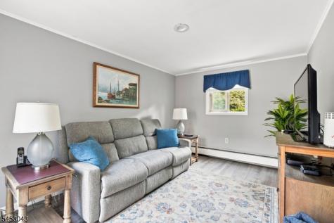 23 Evergreen Drive Berkeley Heights NJ 07922