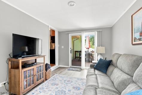 23 Evergreen Drive Berkeley Heights NJ 07922