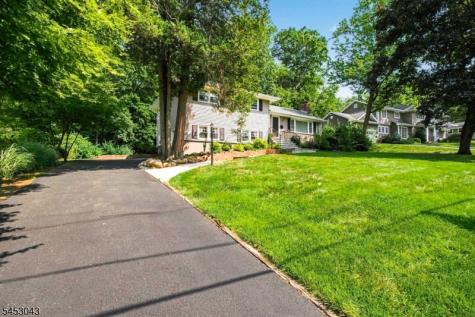23 Evergreen Drive Berkeley Heights NJ 07922