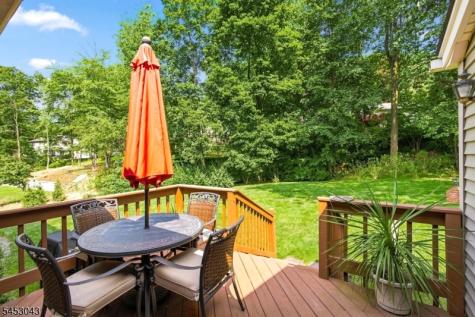 23 Evergreen Drive Berkeley Heights NJ 07922
