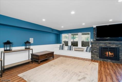 41 E Shore Road Denville NJ 07834