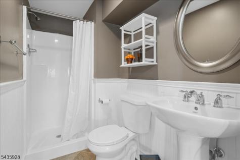 41 E Shore Road Denville NJ 07834