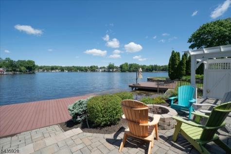 41 E Shore Road Denville NJ 07834