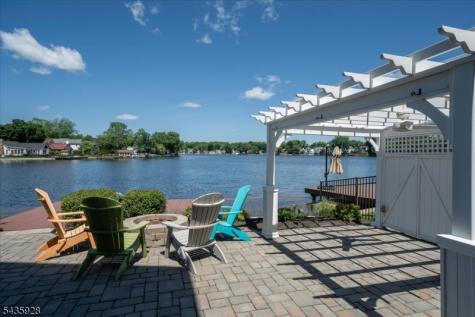 41 E Shore Road Denville NJ 07834