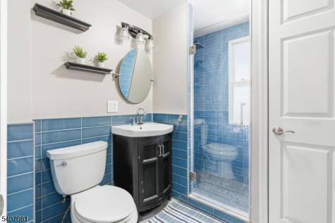 32 Elmwood Terrace Irvington NJ 07111