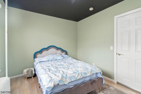 32 Elmwood Terrace Irvington NJ 07111