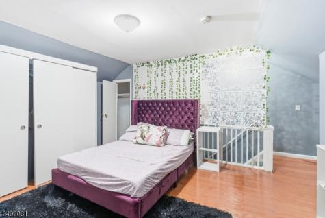 32 Elmwood Terrace Irvington NJ 07111