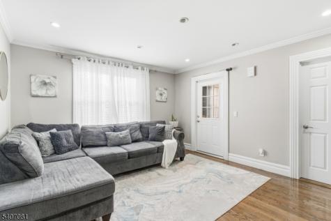 32 Elmwood Terrace Irvington NJ 07111