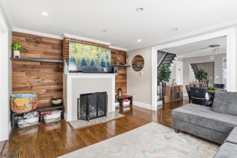 32 Elmwood Terrace Irvington NJ 07111
