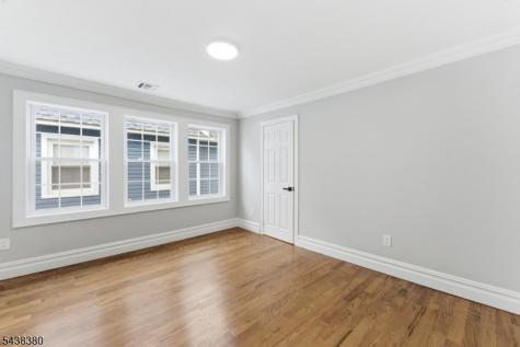 579 Newark Avenue Kenilworth NJ 07033