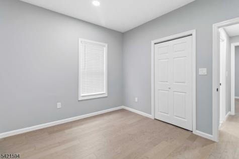 77 Lakeside Avenue Pompton Lakes NJ 07442