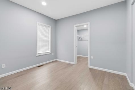 77 Lakeside Avenue Pompton Lakes NJ 07442