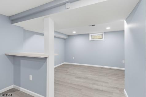 77 Lakeside Avenue Pompton Lakes NJ 07442