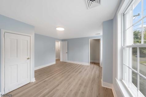 29 South Street Manville NJ 08835