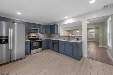 29 South Street Manville NJ 08835