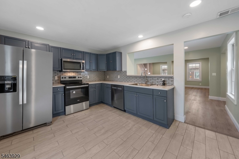 29 South Street Manville NJ 08835