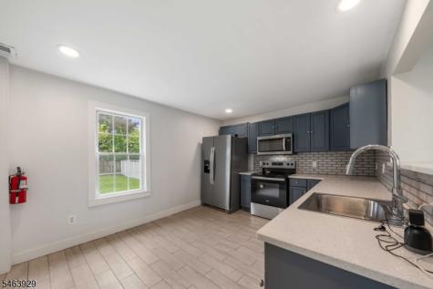29 South Street Manville NJ 08835