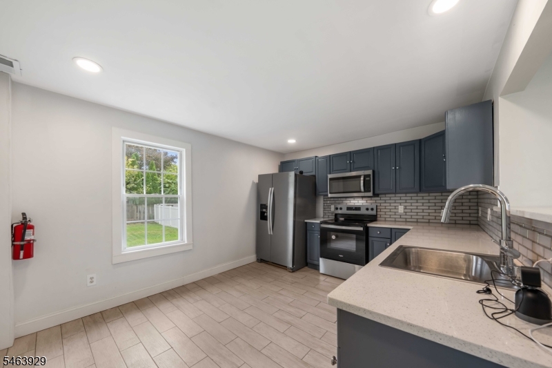 29 South Street Manville NJ 08835