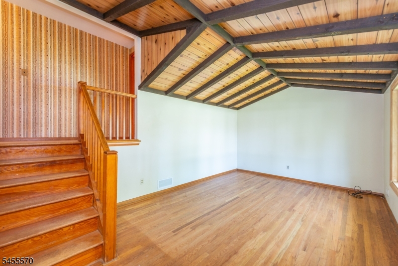 8 John Street Lincoln Park NJ 07035
