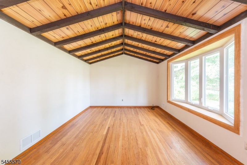 8 John Street Lincoln Park NJ 07035