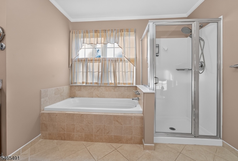 12 Pebble Beach Way Washington NJ 07882