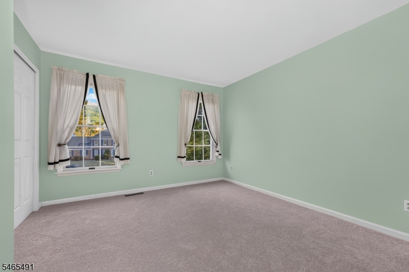 12 Pebble Beach Way Washington NJ 07882
