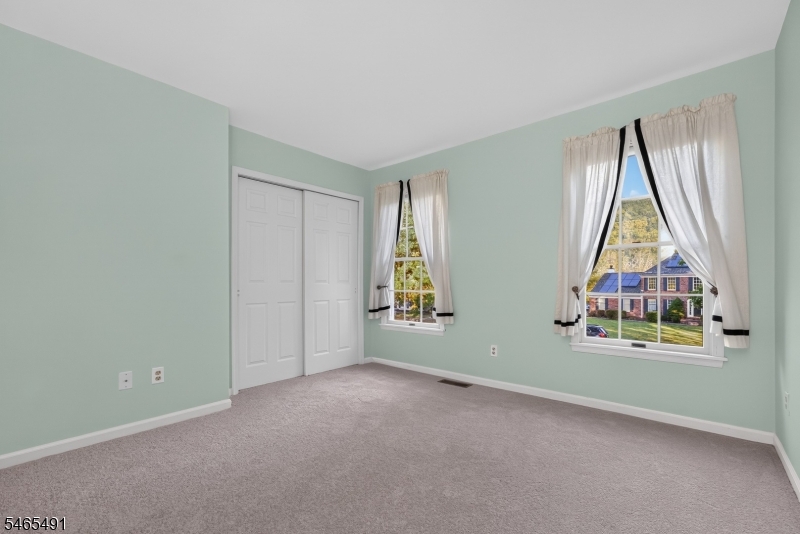 12 Pebble Beach Way Washington NJ 07882